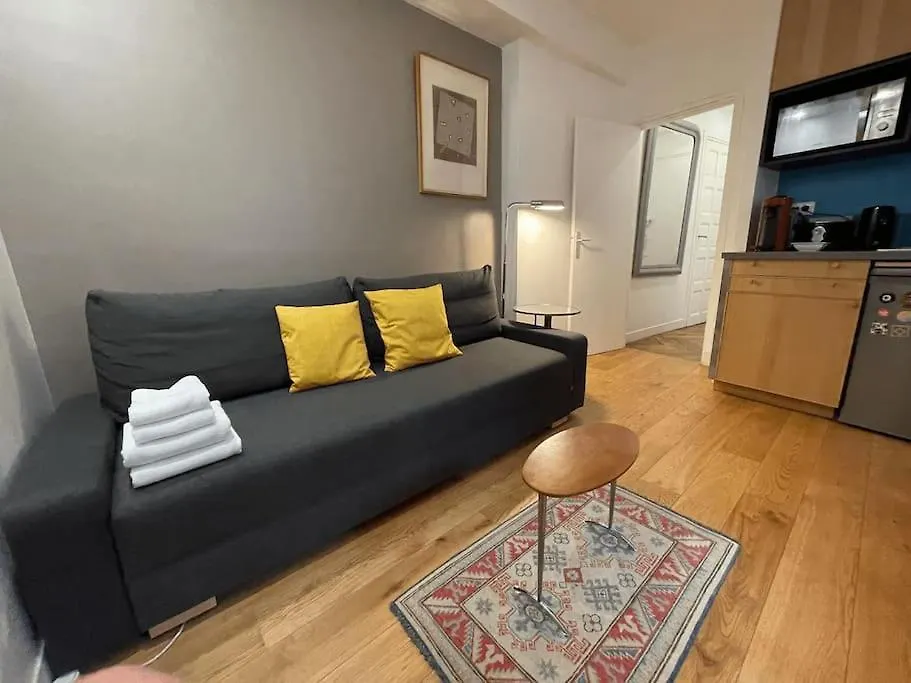 Apartment Nice Flat In Face To Seine River Paris